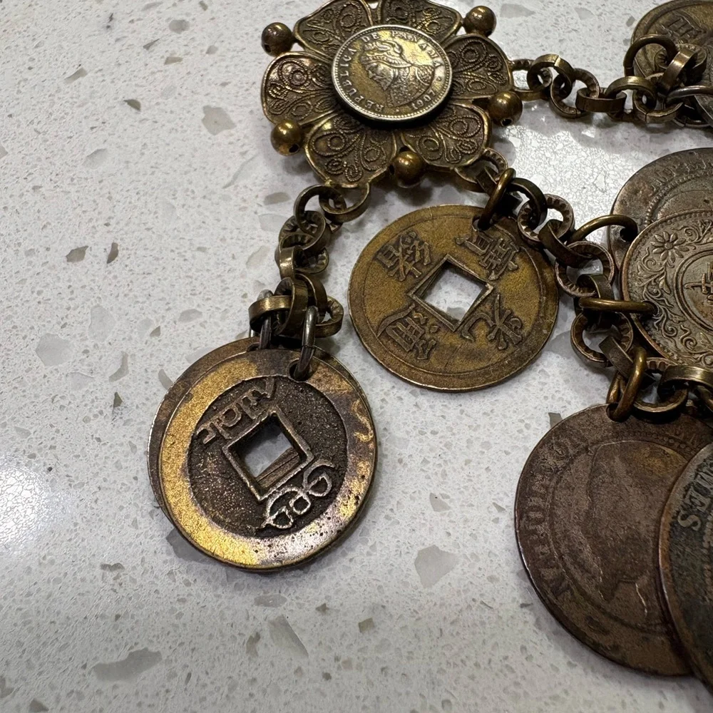 Antique Coin Brooch - Picture 4 of 7